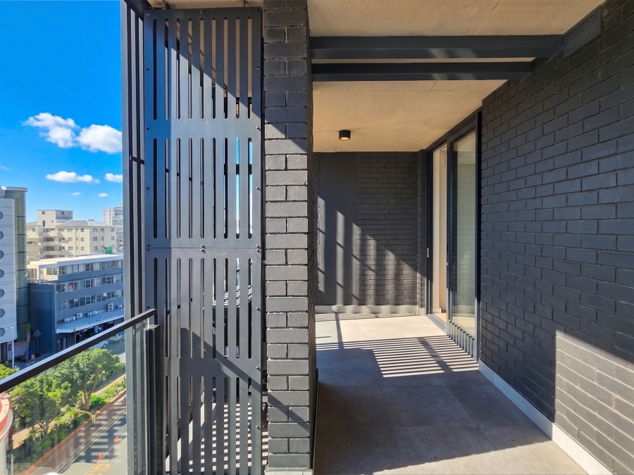 2 Bedroom Property for Sale in Sea Point Western Cape